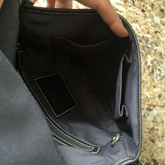 Coach Vintage Signature Canvas 2 Way Bag - Picture 10 of 10